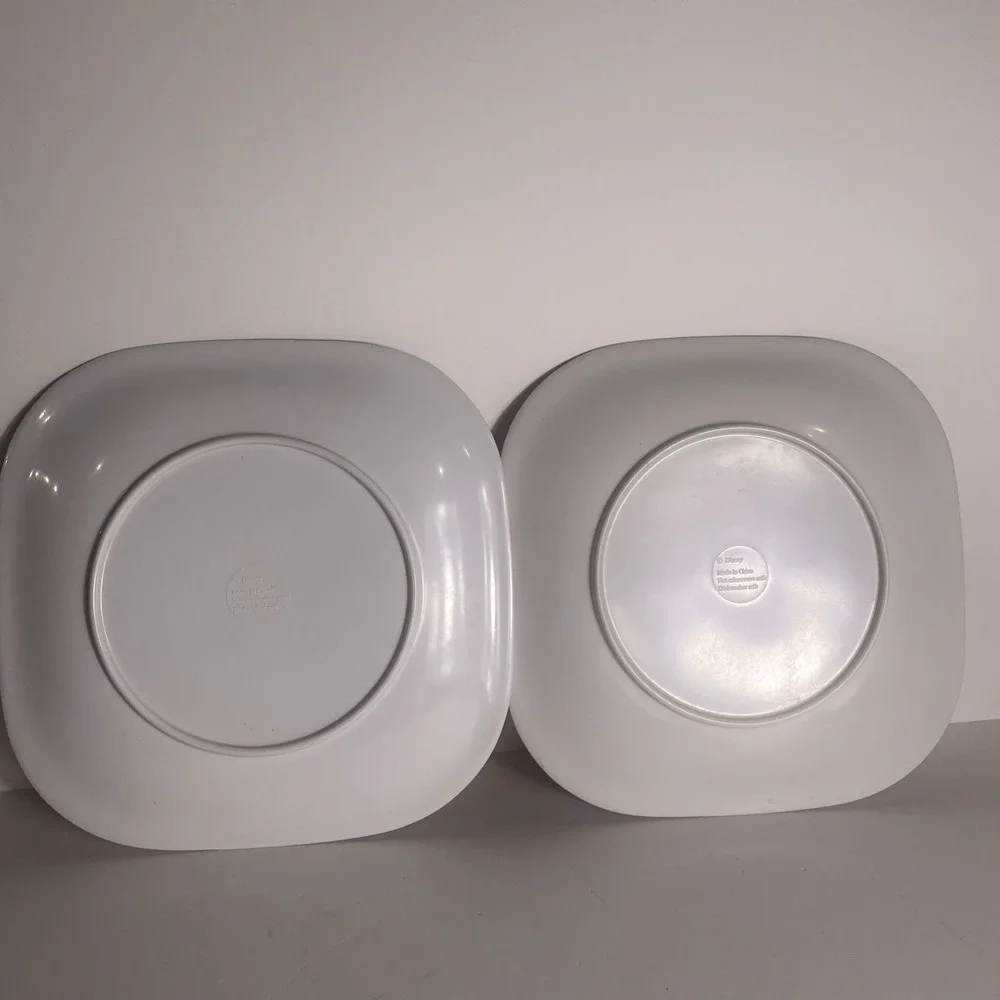 Disney Mickey Mouse Plastic Dinner Plates 10.25